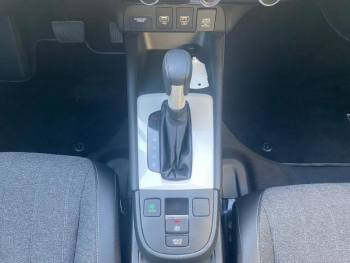 Photo 16 du bon plan HONDA Jazz 1.5 i-MMD 109ch e:HEV Executive occasion à 18900 €