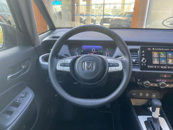 Photo 19 du bon plan HONDA Jazz 1.5 i-MMD 109ch e:HEV Executive occasion à 18900 €