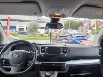 Photo 3 du bon plan TOYOTA ProAce Verso Long 2.0 180 D-4D Dynamic Connect BVA RC23 occasion à 39490 €