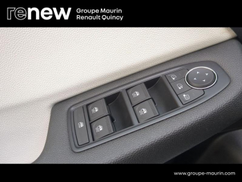 Photo 11 du bon plan RENAULT Clio 1.6 E-Tech 140ch Intens -21 occasion à 17690 €