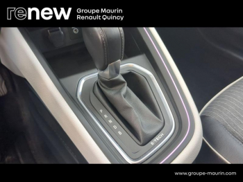 Photo 20 du bon plan RENAULT Clio 1.6 E-Tech 140ch Intens -21 occasion à 17690 €