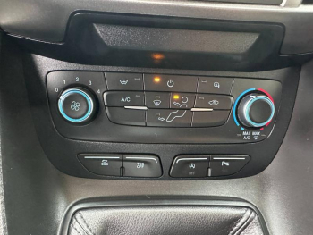 Photo 15 du bon plan FORD Transit Connect VUL L2 1.5 EcoBlue 100ch Trend occasion à 14790 €