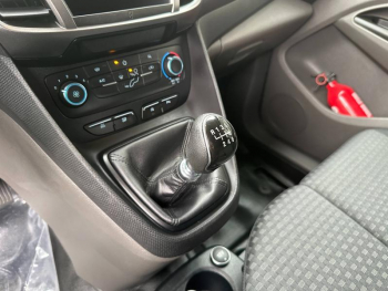 Photo 16 du bon plan FORD Transit Connect VUL L2 1.5 EcoBlue 100ch Trend occasion à 14790 €