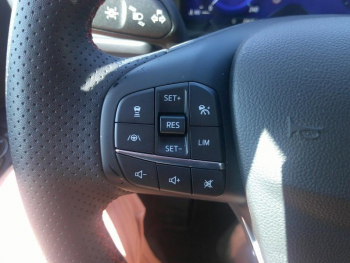 Photo 15 du bon plan FORD Kuga 2.5 Duratec 190ch FHEV E85 ST-Line BVA occasion à 33900 €