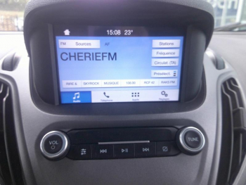Photo 5 du bon plan FORD Transit Courier VUL 1.0E 100ch Stop&Start Trend occasion à 12900 €