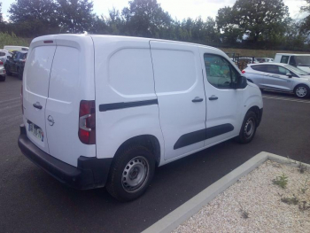Photo 18 du bon plan OPEL Combo Cargo VUL M 650kg BlueHDi 100ch S&S Flexcargo Pack Business Connect occasion à 17900 €