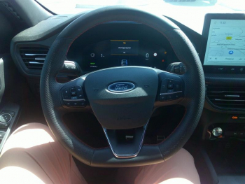 Photo 2 du bon plan FORD Kuga 2.5 Duratec 180ch Hybrid FlexiFuel ST-Line X Powershift occasion à 34900 €