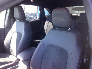 Photo 24 du bon plan FORD Kuga 2.5 Duratec 180ch Hybrid FlexiFuel ST-Line X Powershift occasion à 34900 €