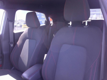 Photo 17 du bon plan FORD Puma 1.0 Flexifuel 125ch S&S mHEV ST-Line occasion à 23900 €