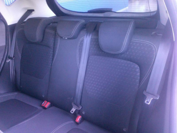 Photo 15 du bon plan FORD Fiesta 1.5 TDCi 85ch Stop&Start Titanium 5p Euro6.2 occasion à 11590 €