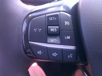 Photo 10 du bon plan FORD Kuga 2.5 Duratec 180ch Hybrid FlexiFuel Titanium Powershift occasion à 35900 €