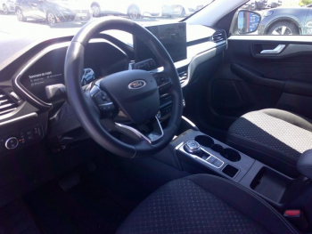 Photo 16 du bon plan FORD Kuga 2.5 Duratec 180ch Hybrid FlexiFuel Titanium Powershift occasion à 35900 €