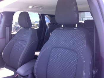 Photo 17 du bon plan FORD Kuga 2.5 Duratec 180ch Hybrid FlexiFuel Titanium Powershift occasion à 35900 €