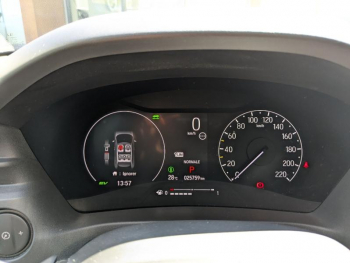 Photo 21 du bon plan HONDA HR-V 1.5 i-MMD 131ch e:HEV Executive occasion à 23900 €