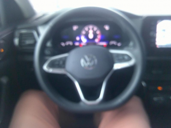 ddf-core-media-oJVo8H62804_2.jpg Photo 2 du bon plan VOLKSWAGEN T-Cross 1.0 TSI 116ch Life DSG7 occasion à 25900 €