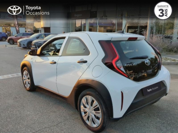Photo 2 du bon plan TOYOTA Aygo X 1.0 VVT-i 72ch Active Business occasion à 12989 €