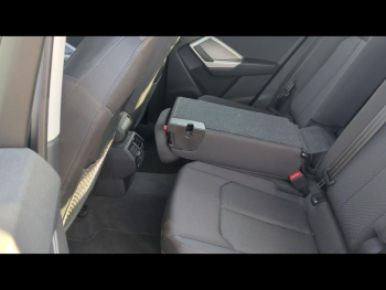 Photo 11 du bon plan AUDI Q3 35 TFSI 150ch Limited S tronic 7 occasion à 26480 €