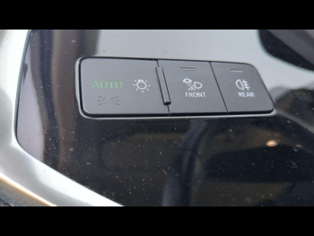 Photo 16 du bon plan AUDI Q3 35 TFSI 150ch Limited S tronic 7 occasion à 26480 €