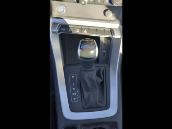 Photo 28 du bon plan AUDI Q3 35 TFSI 150ch Limited S tronic 7 occasion à 26480 €