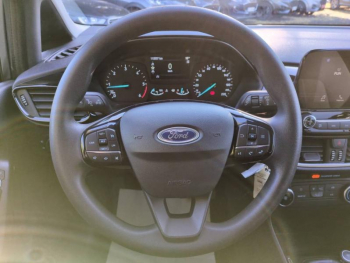 Photo 10 du bon plan FORD Fiesta 1.5 TDCi 85ch Stop&Start Trend 5p occasion à 10600 €