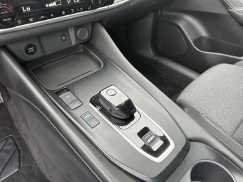 Photo 16 du bon plan NISSAN Qashqai e-POWER 190ch N-Connecta 2022 occasion à 27990 €