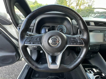 Photo 12 du bon plan NISSAN Leaf 150ch 40kWh Acenta 2018 occasion à 9490 €