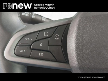 Photo 17 du bon plan DACIA Duster 1.6 hybrid 140ch Journey occasion à 27990 €