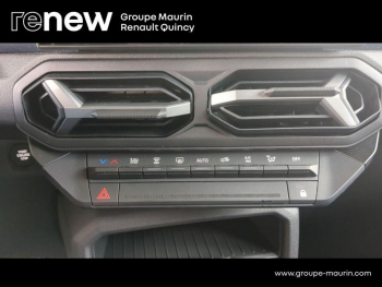 Photo 22 du bon plan DACIA Duster 1.6 hybrid 140ch Journey occasion à 27990 €