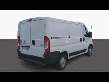 Photo 5 du bon plan PEUGEOT Boxer Fg VUL 330 L1H1 2.0 BlueHDi 110 Premium occasion à 15490 €
