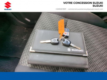 Photo 14 du bon plan SUZUKI Jimny 1.3 VVT 85ch JX occasion à 14990 €