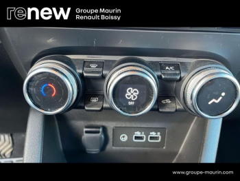 Photo 19 du bon plan RENAULT Clio 1.6 E-Tech 145ch full hybrid Evolution - 24 occasion à 19990 €