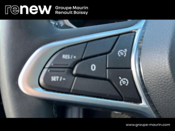 Photo 21 du bon plan RENAULT Clio 1.6 E-Tech 145ch full hybrid Evolution - 24 occasion à 19990 €