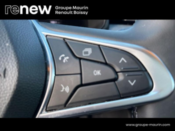 Photo 22 du bon plan RENAULT Clio 1.6 E-Tech 145ch full hybrid Evolution - 24 occasion à 19990 €