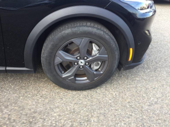 ddf-core-media-deY9ip42258619_6.jpg Photo 6 du bon plan FORD Mustang Mach-E Extended Range 99kWh 294ch 7cv occasion à 37890 €