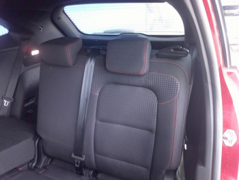 Photo 21 du bon plan FORD Kuga 2.5 Duratec 190ch FHEV E85 ST-Line BVA occasion à 29900 €