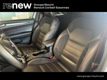 Photo 12 du bon plan RENAULT Arkana 1.6 E-Tech 145ch RS Line -21B occasion à 25900 €