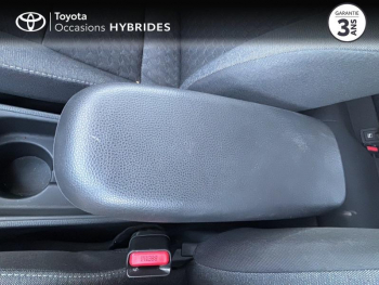 Photo 22 du bon plan TOYOTA Yaris 116h Design 5p MY22 occasion à 21950 €