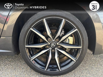 Photo 16 du bon plan TOYOTA Corolla Touring Spt 1.8 140ch GR Sport MY24 occasion à 30490 €