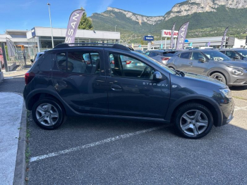 Photo 4 du bon plan DACIA Sandero 1.0 ECO-G 100ch Stepway occasion à 10990 €