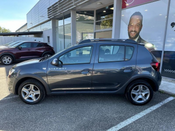 Photo 8 du bon plan DACIA Sandero 1.0 ECO-G 100ch Stepway occasion à 10990 €