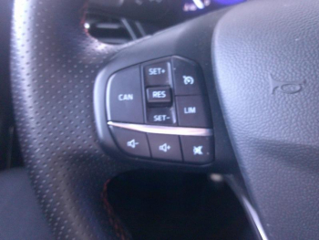 Photo 13 du bon plan FORD Puma 1.0 EcoBoost 125ch mHEV ST-Line 6cv occasion à 18590 €