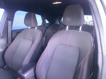 Photo 16 du bon plan FORD Puma 1.0 EcoBoost 125ch mHEV ST-Line 6cv occasion à 18590 €