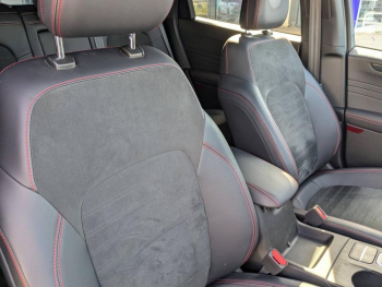 Photo 12 du bon plan FORD Kuga 2.5 Duratec 225ch PHEV ST-Line BVA occasion à 29990 €