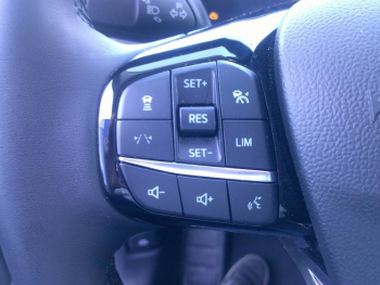 Photo 17 du bon plan FORD Kuga 2.5 Duratec 180ch Hybrid FlexiFuel Titanium Powershift occasion à 32900 €