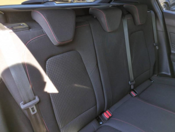 Photo 16 du bon plan FORD Focus 1.0 Flexifuel mHEV 125ch ST-Line Style occasion à 21500 €