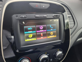 Photo 9 du bon plan RENAULT Captur 1.5 dCi 90ch energy Business Euro6c occasion à 13290 €