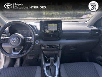 Photo 8 du bon plan TOYOTA Yaris 116h Dynamic Business 5p + Programme Beyond Zero Academy MY22 occasion à 19480 €
