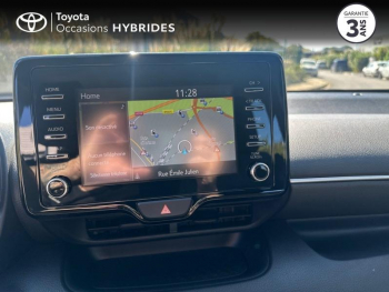 Photo 15 du bon plan TOYOTA Yaris 116h Dynamic Business 5p + Programme Beyond Zero Academy MY22 occasion à 19480 €