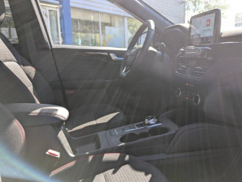 Photo 7 du bon plan FORD Kuga 2.5 Duratec 225ch PHEV ST-Line Business BVA occasion à 37490 €