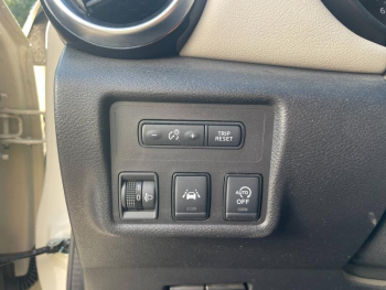 Photo 16 du bon plan NISSAN Micra 1.0 IG-T 92ch Made in France 2021.5 occasion à 13990 €